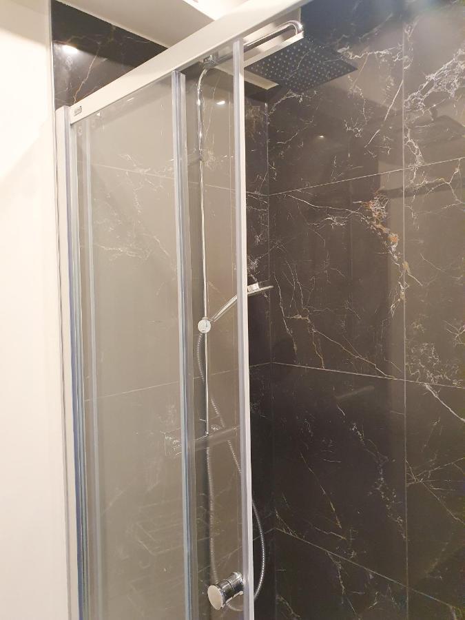 Exigehome-Grand Studio En Centre Ville - 300 M Du Rer A Сен-Жермен-ан-Ле Екстер'єр фото