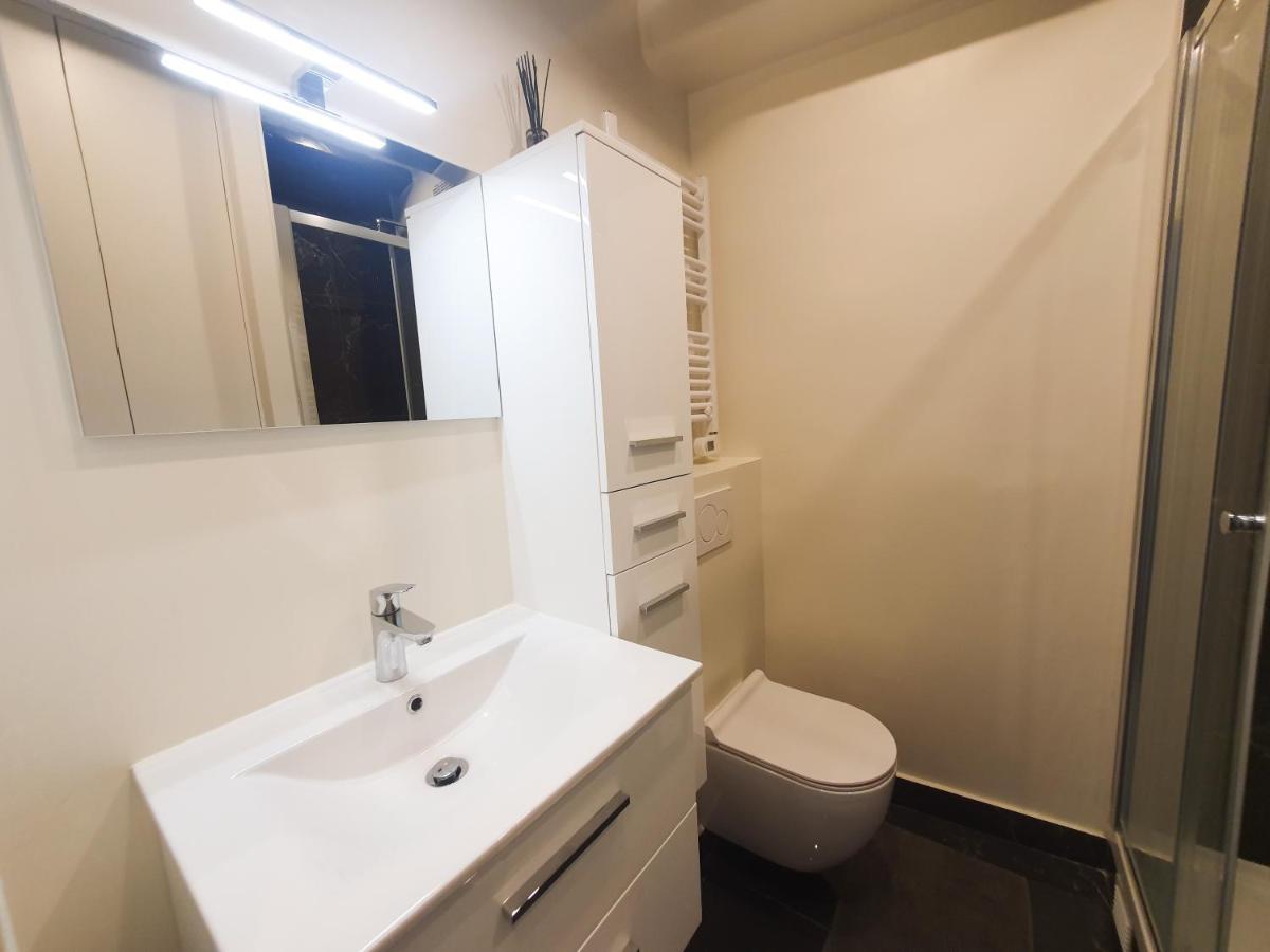 Exigehome-Grand Studio En Centre Ville - 300 M Du Rer A Сен-Жермен-ан-Ле Екстер'єр фото